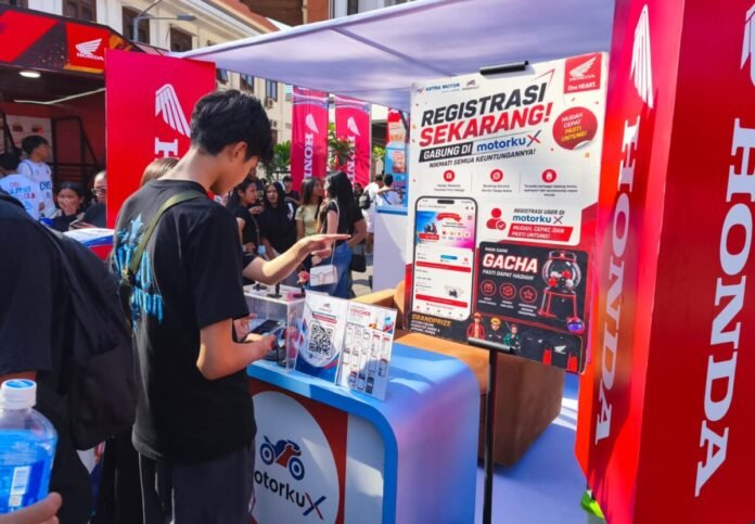 Astra Motor Bali memperkenalkan kemudahan layanan Honda melalui aplikasi Motorku X dengan promo gacha berhadiah bagi pengunjung kompetisi basket pelajar selama Oktober 2026.