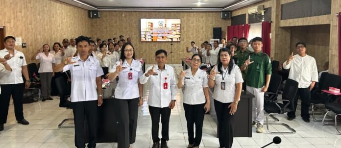 Pemkab Bangli menggelar pelatihan bagi 40 pengelola perpustakaan SD untuk meningkatkan kompetensi, memperkuat standar pelayanan, dan mendorong budaya literasi di kalangan siswa.